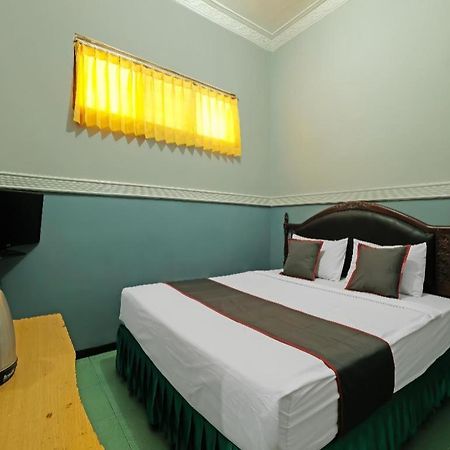Collection O 91914 Hotel Citra Dewi 2 Int'S Semarang Exterior foto