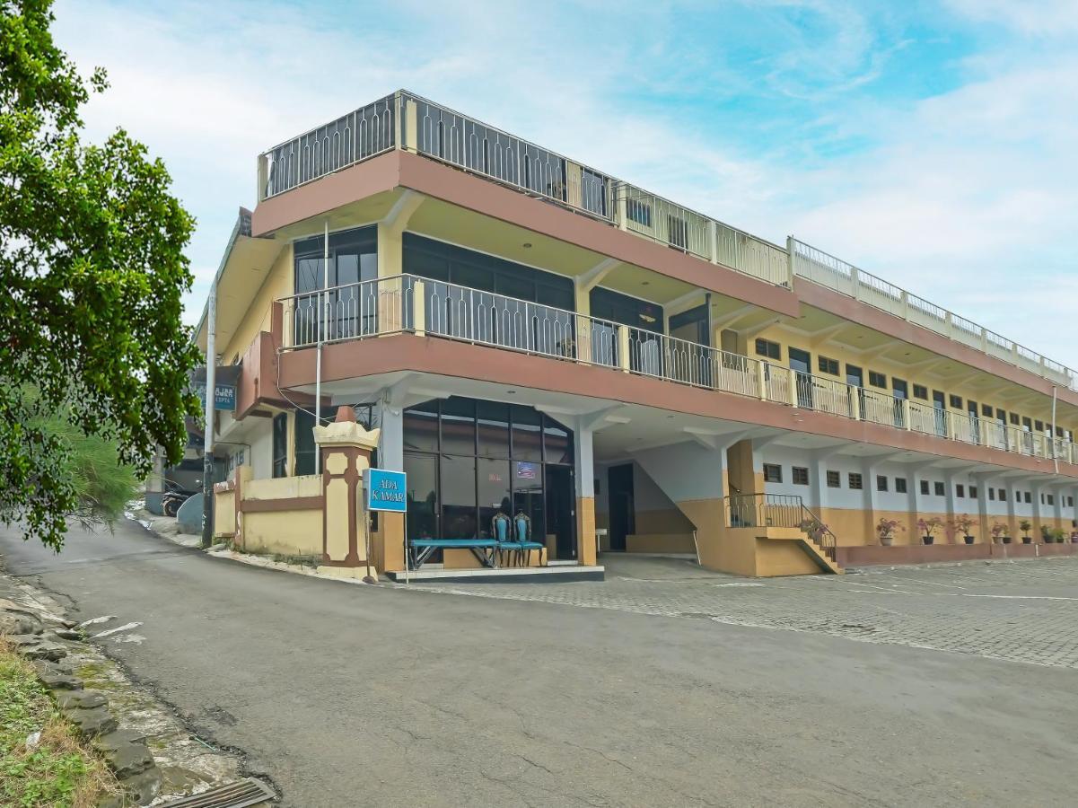 Collection O 91914 Hotel Citra Dewi 2 Int'S Semarang Exterior foto