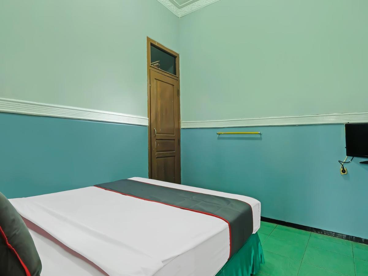 Collection O 91914 Hotel Citra Dewi 2 Int'S Semarang Exterior foto